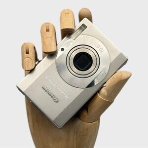 Canon PowerShot SD790 IS Digital Camera | 10MP | Silver